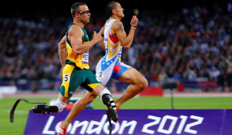 Oscar Pistorius se convirtió en histórico en Londres 2012. FOTO: Reuters