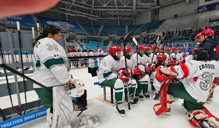 Término la participación del equipo de Hockey Sobre Hielo. Foto: @COM_Mexico