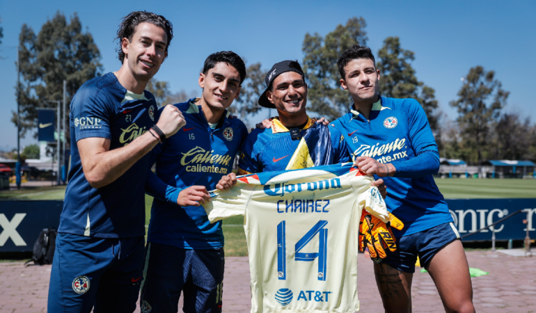 Chairez ha demostrado que es un fiel seguidor del América Foto_@Club América