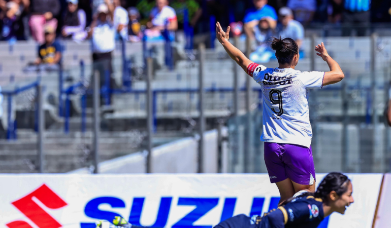 Charlyn Corral metió dos goles en la victoria de Tuzos Femenil. Foto: Luis Garduño