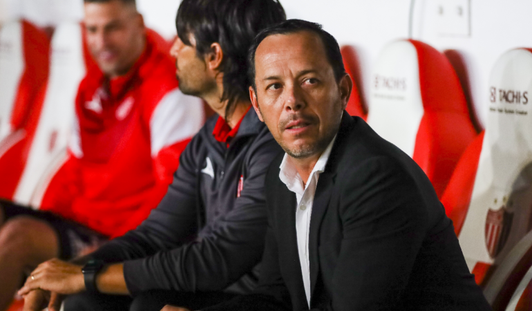 Eduardo Fentanes mantiene a Necaxa invicto con nueve fechas disputadas Foto_Mexsport