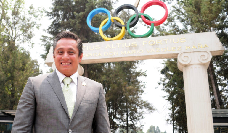 Fernando Platas ve posibilidades de que se ganen medallas en clavados. FOTO: Mexsport