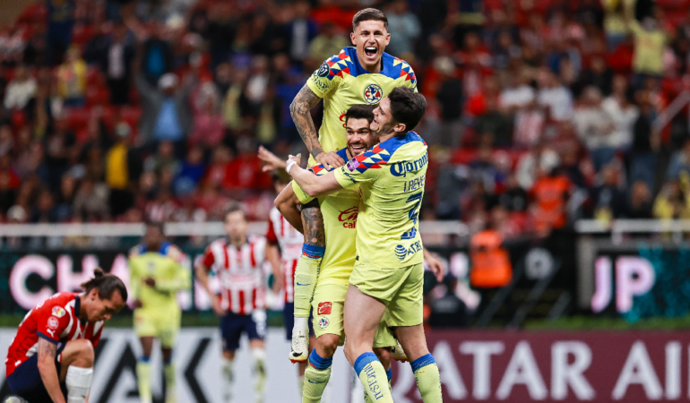 El América le pasó por encima a las Chivas / Foto: Mexsport