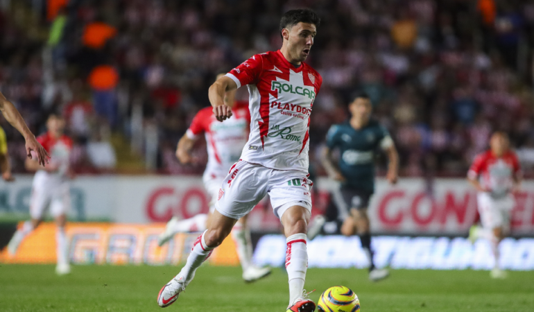 José Paradela es uno de los grandes nombres en el Necaxa / Foto: Mexsport