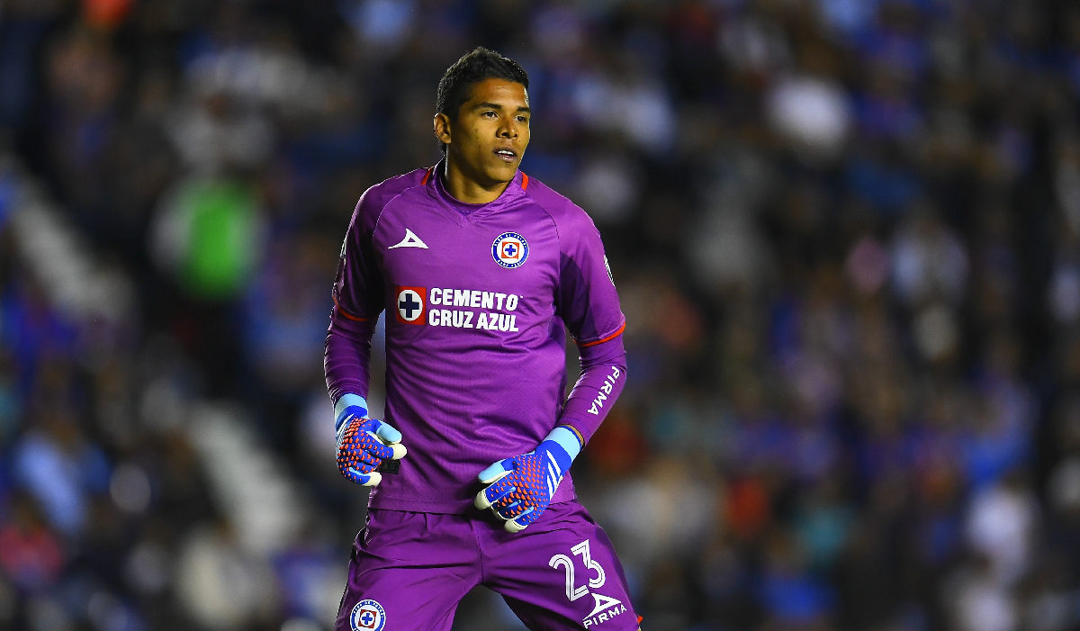 Kevin Mier apunta a ser el próximo ídolo de Cruz Azul, asegura la ...