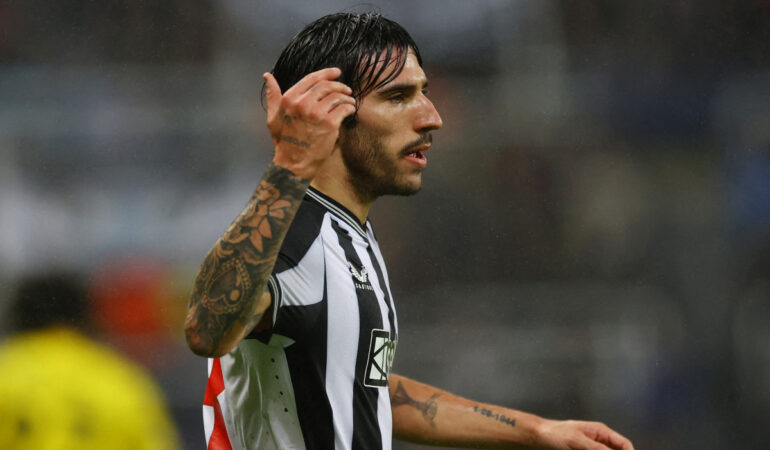 Sandro Tonali, nuevamente en problemas por las apuestas. FOTO: Reuters