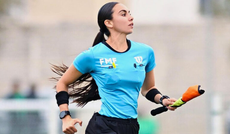 Selene Figueroa busca ganarse un lugar en el arbitraje de la Liga MX. FOTO: Instagram @selenefigueroamx