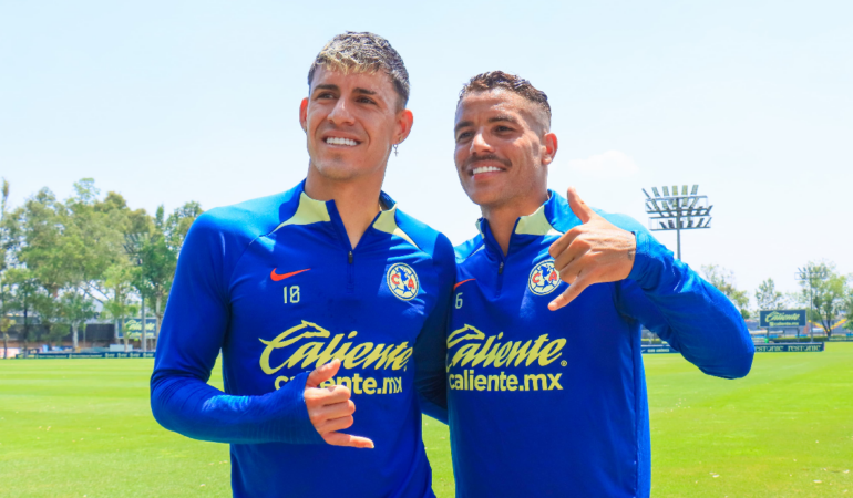 Chicote Calderon y Jonathan Dos Santos saben que no hay favorito en el duelo ante Pumas / Foto: Oswaldo Figueroa