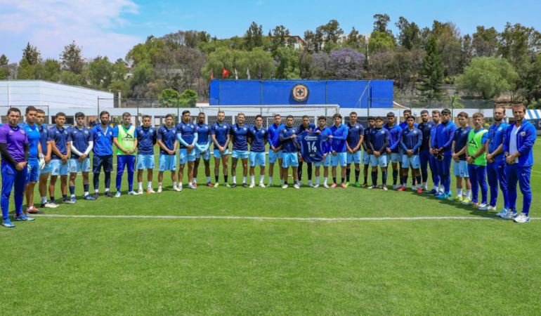 Cruz Azul se despidió de José Armando en redes sociales / Foto: TW Cruz Azul