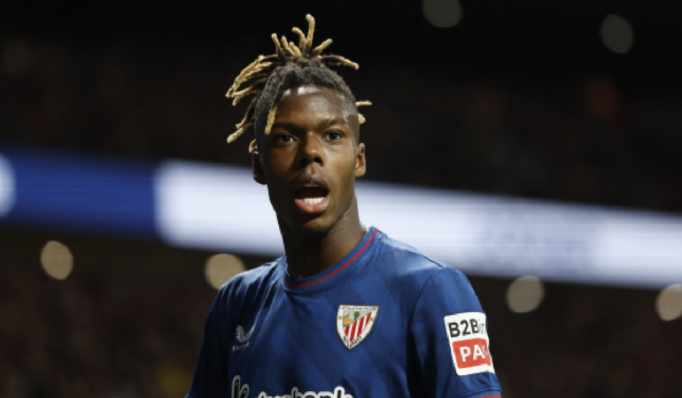Nico Williams lamentó que el racismo se mantenga en los estadios / Foto: Reuters
