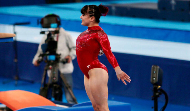 Alexa Moreno se mete a una nueva final en gimnasia. FOTO: @CONADE