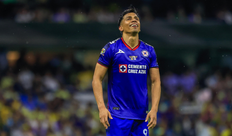 Cruz Azul lamentó la derrota nuevamente ante América / Foto: Luis Garduño