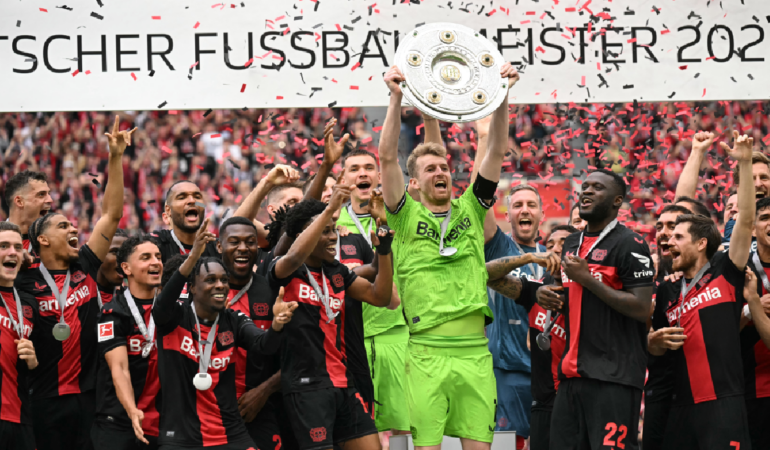 El Leverkusen se coronó campeón invicto de la Bundesliga / Foto: AFP