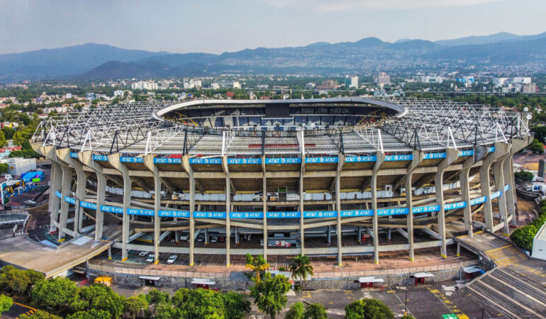 El estacionamiento del Estadio Azteca es muy limitado. FOTO: Luis Garduño | ESTO