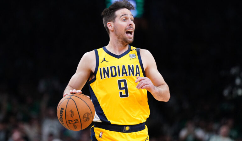 Indiana Pacers quiere una histórica remontada. FOTO: Reuters