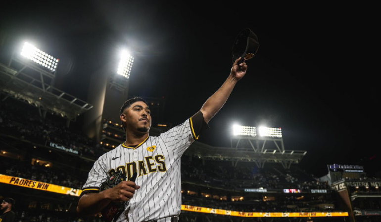 Jeremiah Estrada logró una marca impresionante en la MLB / Foto: Cortesía Padres de San Diego