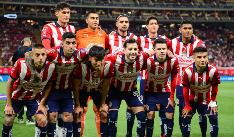 Las Chivas buscan un nuevo director deportivo para el Apertura 2024 / Foto: Mexsport