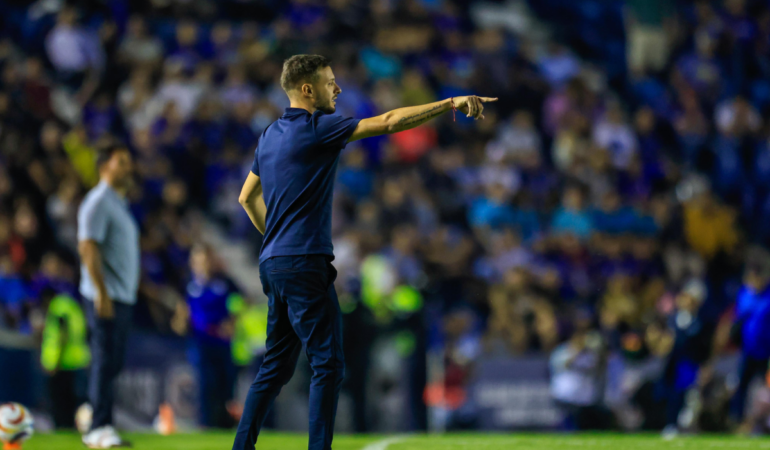 Martín Anselmi aún no se emociona por posible final con Cruz Azul / Foto: Luis Garduño