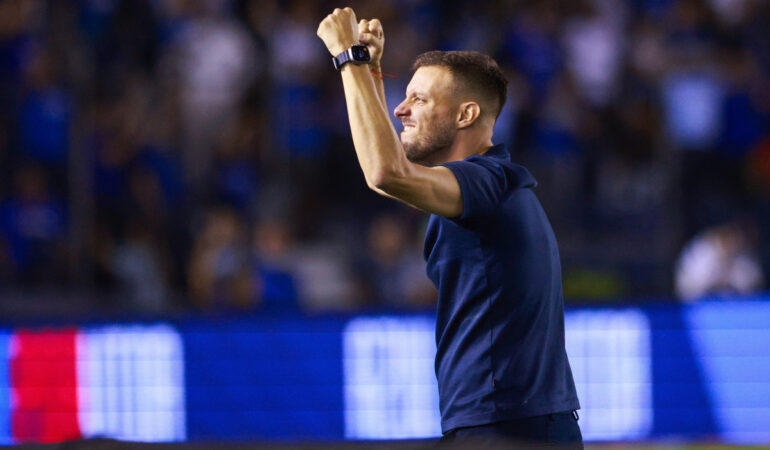 Martín Anselmi se une a técnicos debutantes en Liga MX que llegan a una final. FOTO: Mexsport