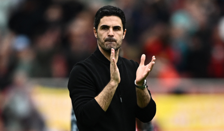 Mikel Arteta aún no renuncia a la Premier League con el Arsenal / Foto: Reuters