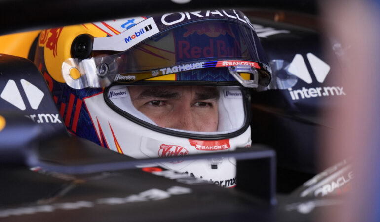 Checo Pérez tuvo una pésima clasificación. FOTO: Reuters