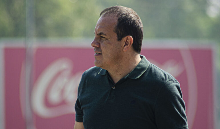 Cuauhtémoc Blanco quiere que Chivas deje de jugar solo con mexicanos. FOTO: Mexsport
