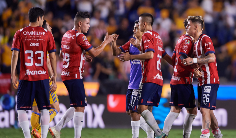 Eduardo Torres dejaría Chivas y se iría a Mazatlán / Foto: Mexsport