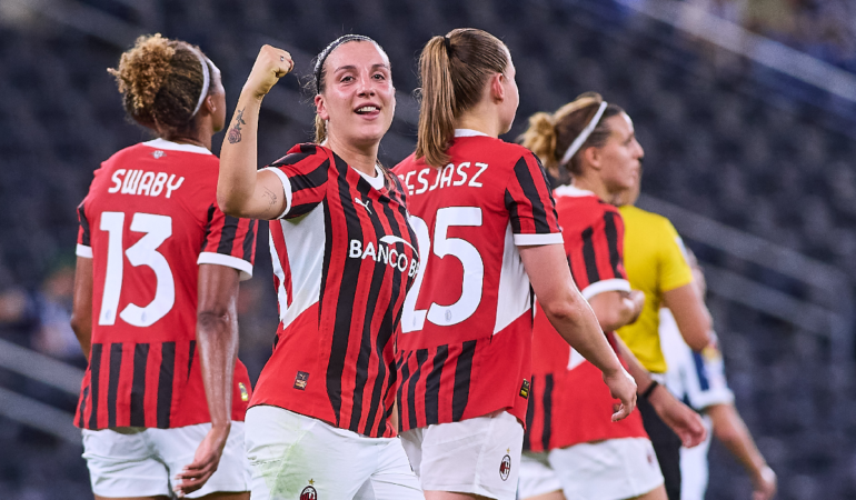 El Milan le pasó por encima a las campeonas del futbol mexicano / Foto: Mexsport