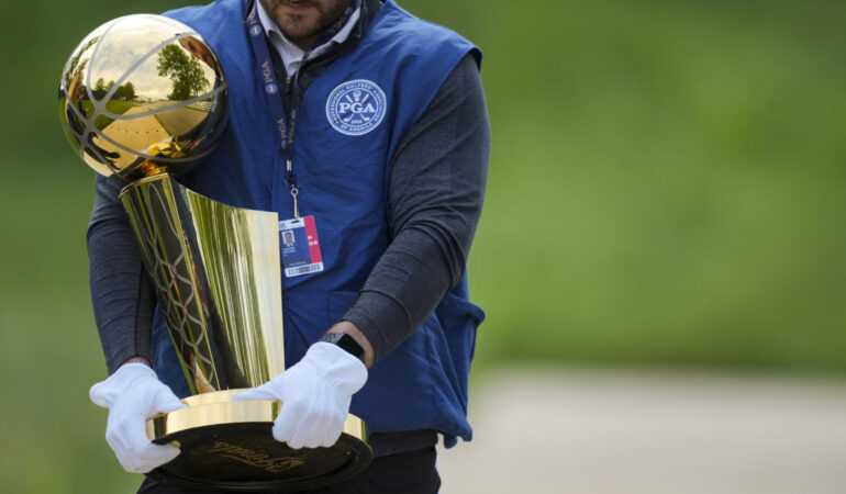 El trofeo Larry O’Brien es el deseo de toa la NBA. FOTO: Reuters