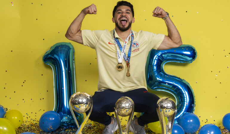 Henry Martín celebró otra vez la '15'. FOTO: Mexsport