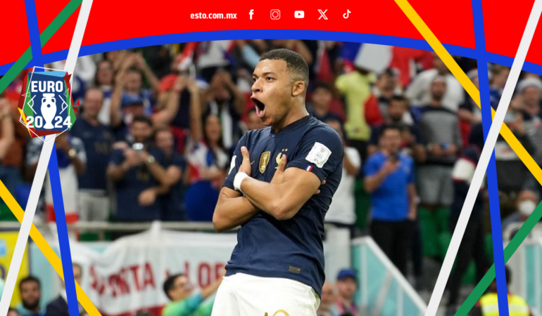 Kylian Mbappé fue elogiado por sus compañeros de equipo / Foto: @KMbappe