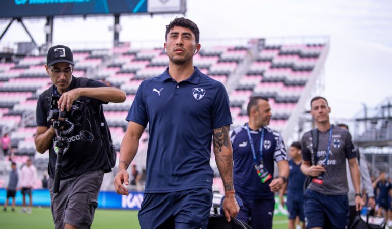 Omar Govea se despidió de Rayados foto_ Mexsport