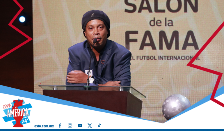 Ronaldinho se arrepintió de sus críticas a Brasil para la Copa América / Foto: Mexsport