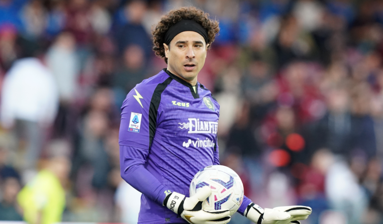 Guillermo Ochoa buscará llegar al Mundial de 2026 en la mejor forma / Foto: Reuters