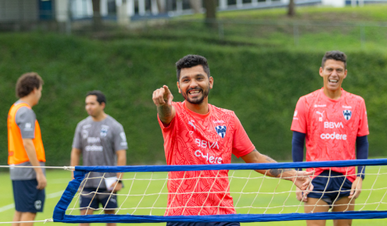Tecatito Corona quiere regresar a selección mexicana de futbol. Foto: Mexsport
