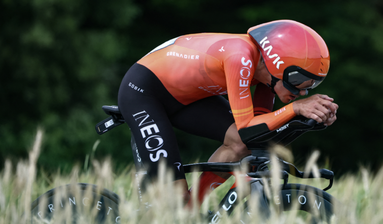 Tom Pidcok abandonó por enfermedad el Tour de Francia. Foto: AFP