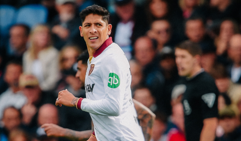 Edson Álvarez volvió a jugar con el West Ham / Foto: TW West Ham