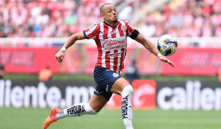 Javier Hernández no juega con Chivas por una lesión foto_ Mexsport