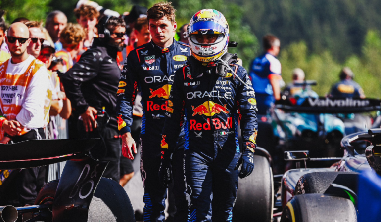 Marco Tolama habló de la incertidumbre que vive Sergio Pérez. Foto: @SChecoPerez