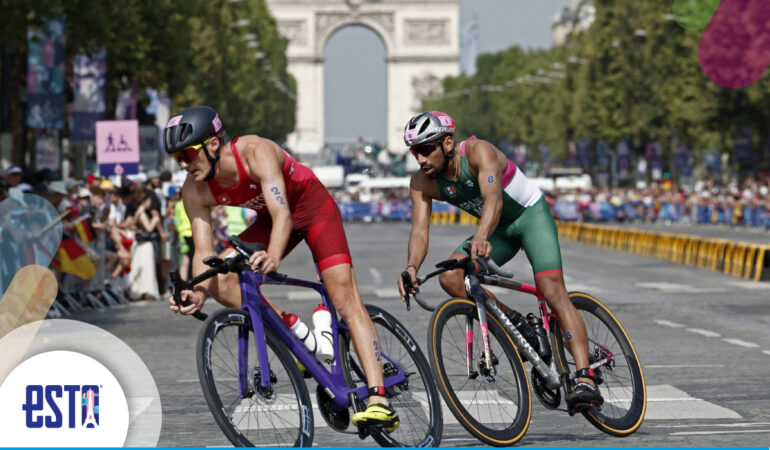 México acaba en lugar 13 del triatlón mixto por equipos en París 2024. FOTO: Reuters