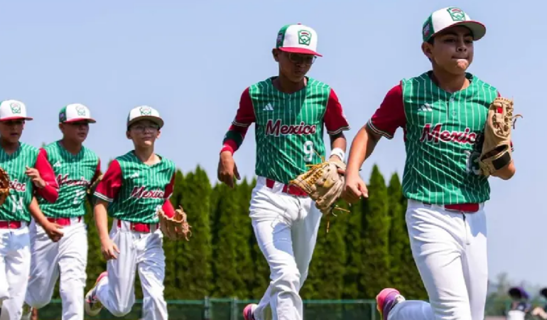 México venció a Canadá en la Serie Mundial de Ligas Pequeñas de Beisbol. foto: @LittleLeague