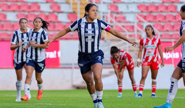 Rebeca Bernal es la actual capitana de Rayadas foto_ Mexsport