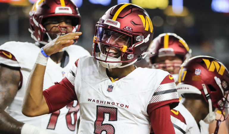 Jayden Daniels dio show ante los Bengals / Foto: Reuters