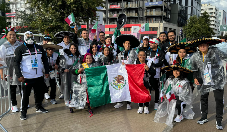 La delegación mexicana que participó en los Juegos Paralímpicos de París 2024 cumplió. Foto: @Copame
