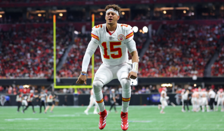 Patrick Mahomes no se siente contento con las victorias de su equipo. Foto: Mexsport