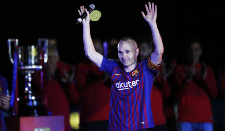 Andrés Iniesta dice adiós al futbol profesional y ya piensa en su nueva etapa / Foto: Reuters