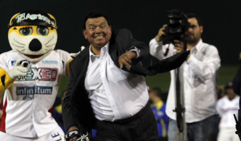Fernando Valenzuela e hizo propietario de los Tigres de Quintana Roo / Foto: Mexsport