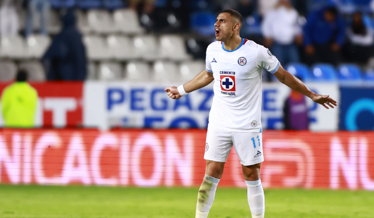 Giorgos Giakoumakis es sublíder de goleo foto_ Mexsport