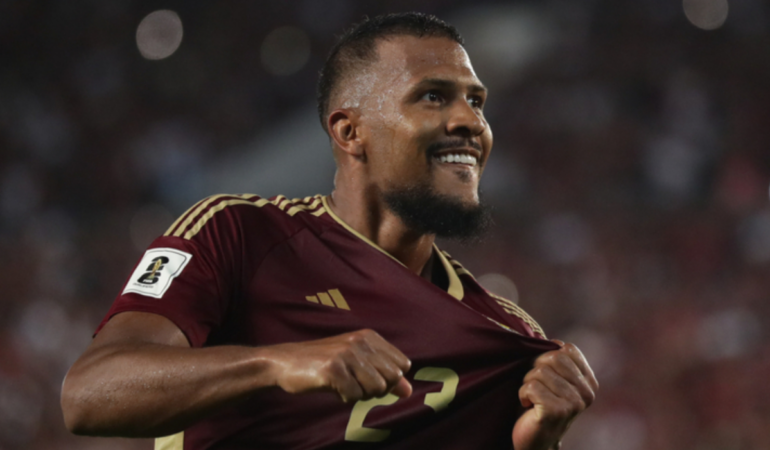 Salomón Rondón marcó el gol con el que Venezuela le empató a Argentina