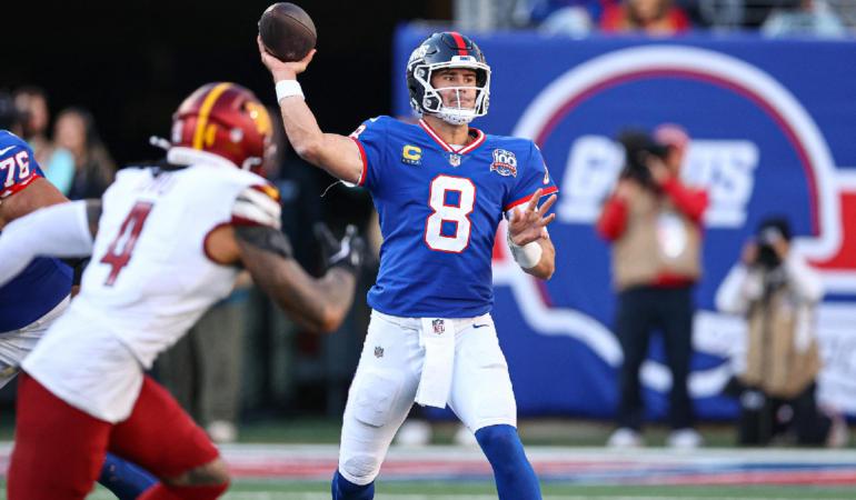 Daniel Jones deja a los Giants foto_ Reuters